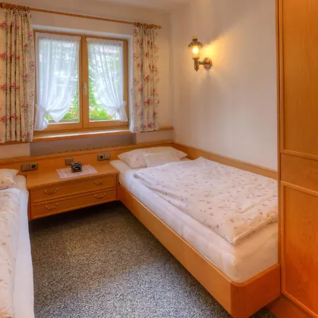 Gaestehaus Manfred Apartment